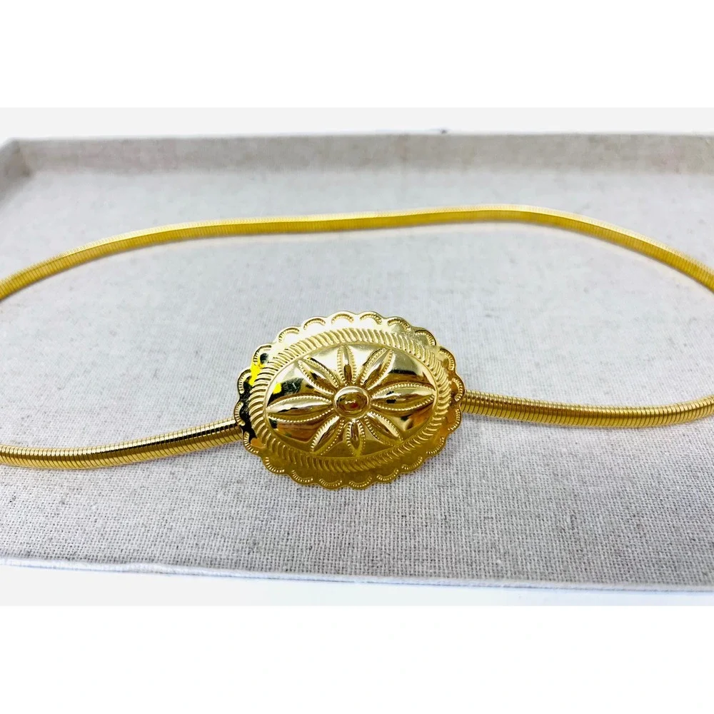 Vintage Gold Tone Snake Chain Stretch Belt Ornate Scalloped Floral Buckle Retro